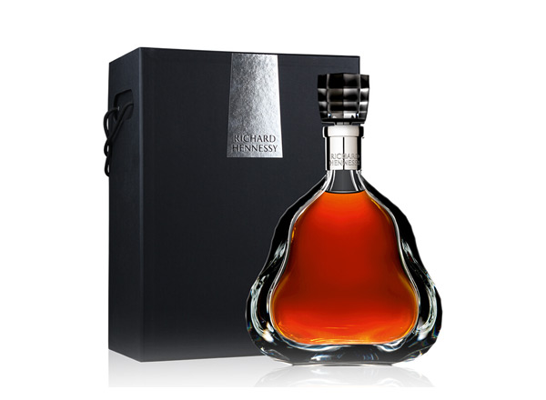 收购轩尼诗李察XO回收Hennessy洋酒干邑白兰地700ml