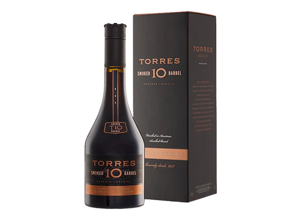深圳TORRES T10回收西班牙桃乐丝10年烟熏桶白兰地洋酒