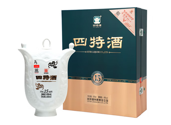 汕头回收四特酒十五年陈酿特香型白酒45度